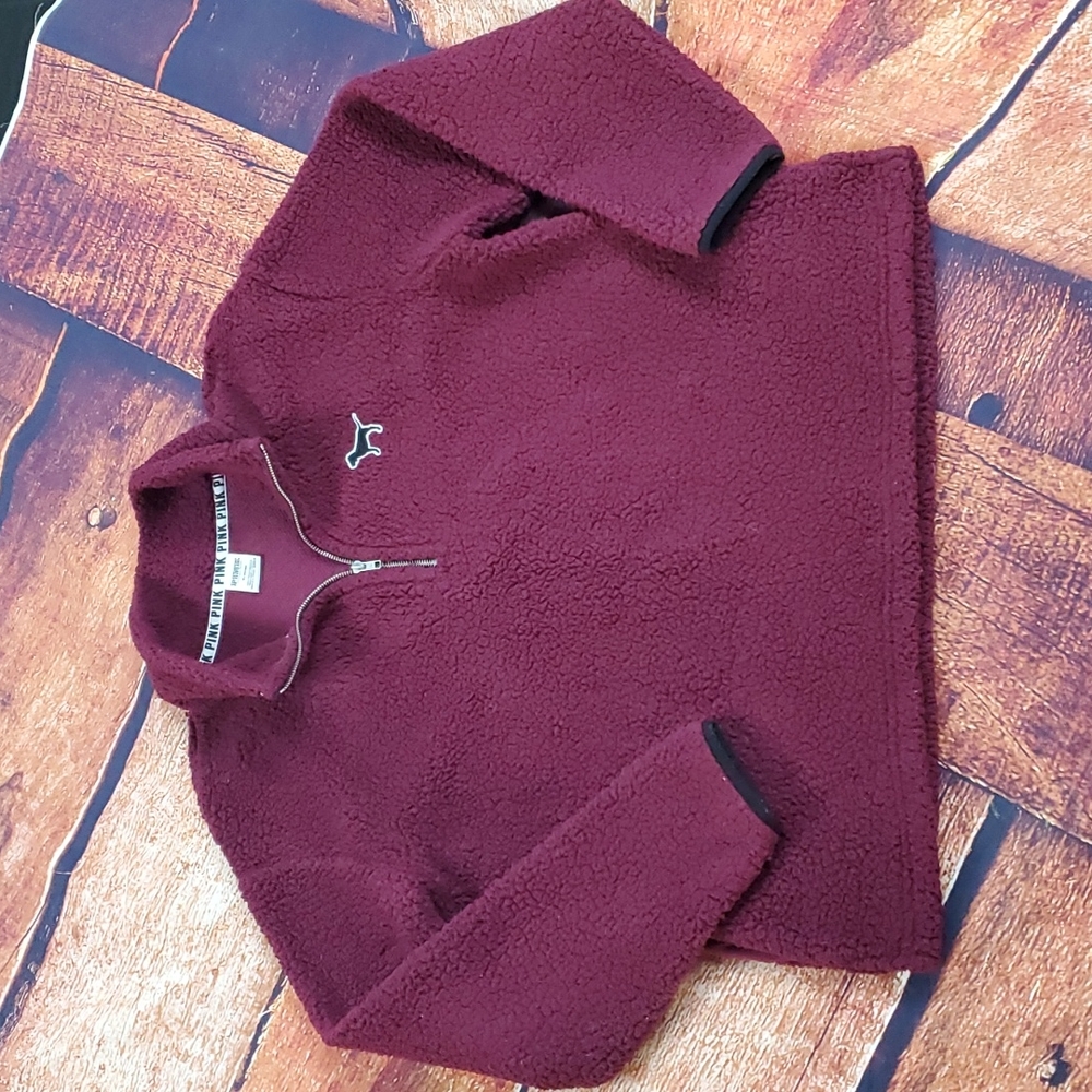 VS PINK Sherpa